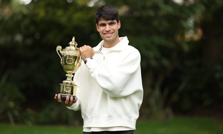 Carlos Alcaraz's comprehensive skillset positions him alongside Novak Djokovic in tennis mastery.