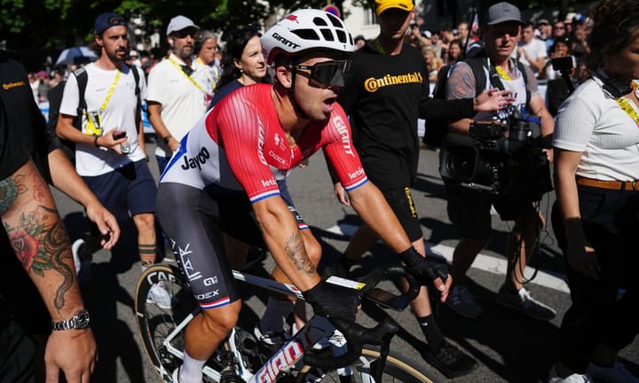 Cycling News Alert: Cavendish finds himself alone as Groenewegen inches towards victory in sixth stage of Tour de France.