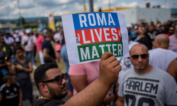 Civil rights organizations condemn insufficient representation for Roma in European Parliament despite right-leaning party progressions