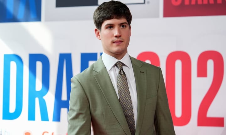 How do NBA newcomers' sudden wealth affect their lives and careers?