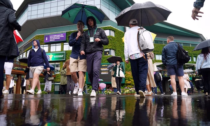 Wimbledon report: Rain adds to Murray's woes - Is a £5 refill of water worth it?
