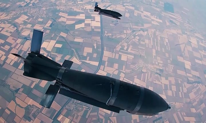 Russia intensifies attacks on Ukrainian urban centers with heavy bombardment in Kherson