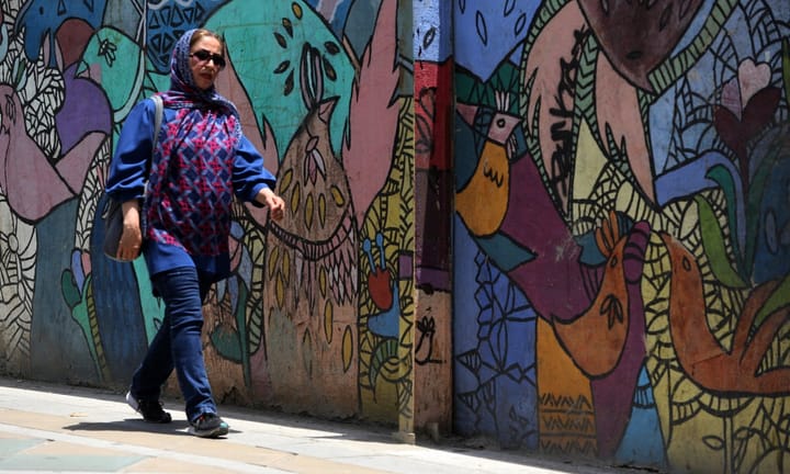 Iranian Citizens Participate in Follow-Up Presidential Voting Round
