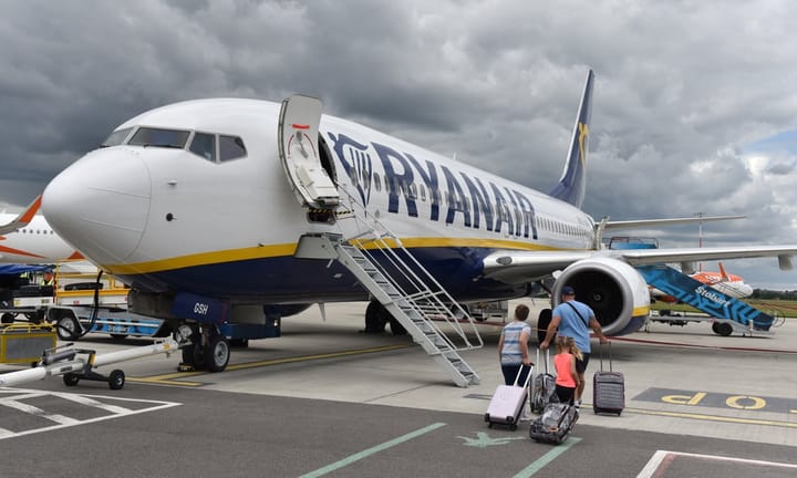 Ryanair sees significant dip in earnings due to decreased summer ticket prices