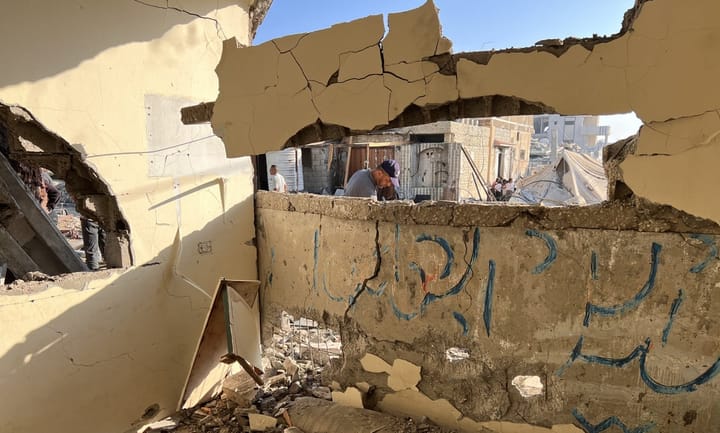 Israel intensifies attack on Gaza City, prompting Palestinians to evacuate their homes