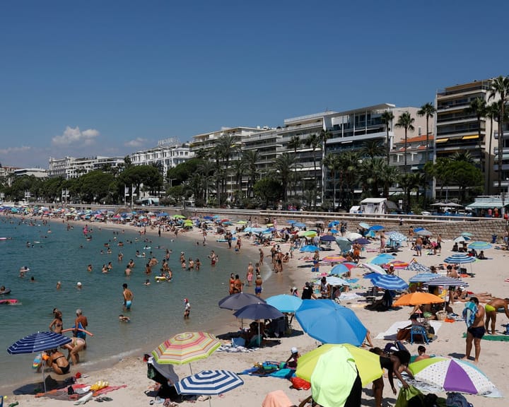 France Bans Smoking on Beaches & Parks Amidst Drive for Tobacco-Free Future