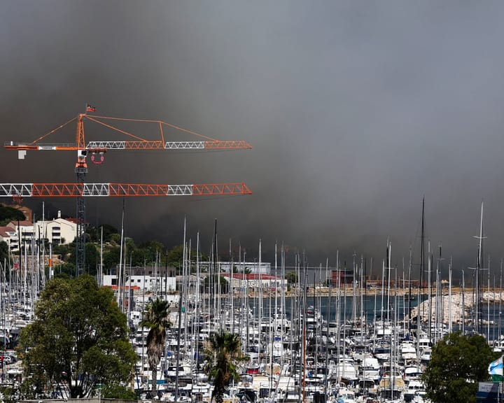 Flights scrapped at Marseille airport amid wildfire threat