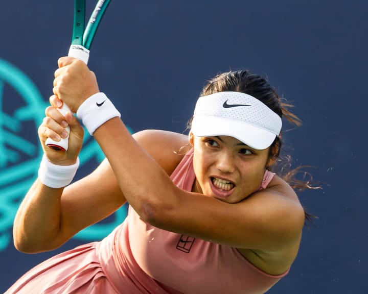 "Anna Kalinskaya defeats Emma Raducanu in Washington semi-final"