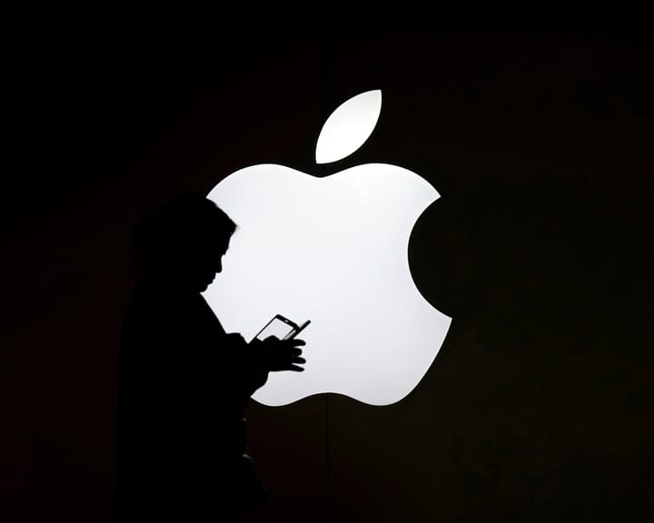 Apple faces Wall Street scrutiny amid China challenges and lagging AI efforts