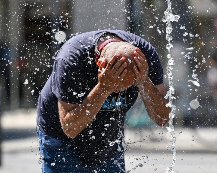 "European heatwave persists, spreading eastward – latest updates"