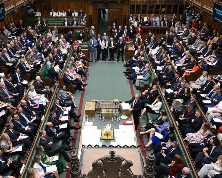 "Minister warns of 'industrial' abuse against MPs and candidates"