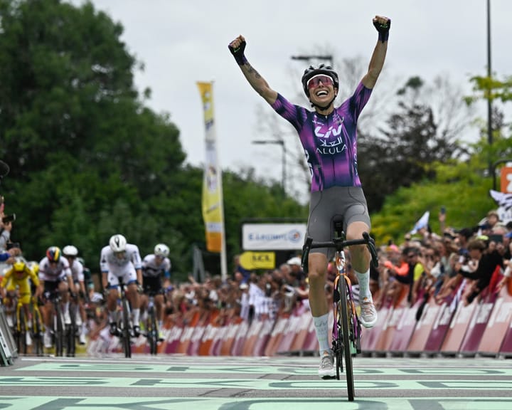 "García wins stage two in Tour de Femmes while Le Court claims yellow jersey"