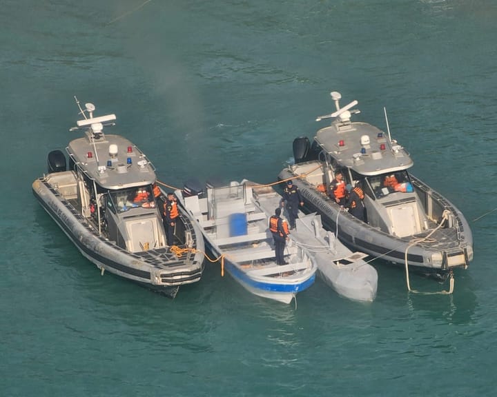 "Colombia detects emerging danger in drug war: self-operating narco drone submarines"