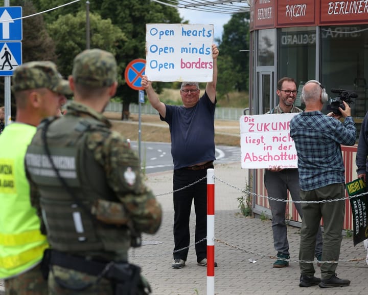 "Poland implements border checks with Germany and Lithuania"