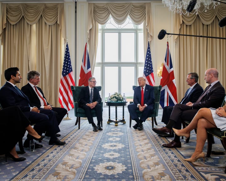 Trump touts golf venture during Starmer press conference