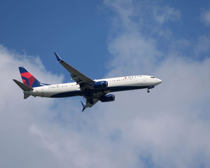 Delta flight diverts for emergency landing as turbulence injures 25