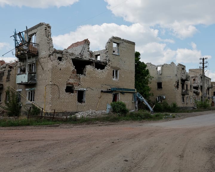 "Russia declares full control of Luhansk; Kim Jong-un honors war casualties"