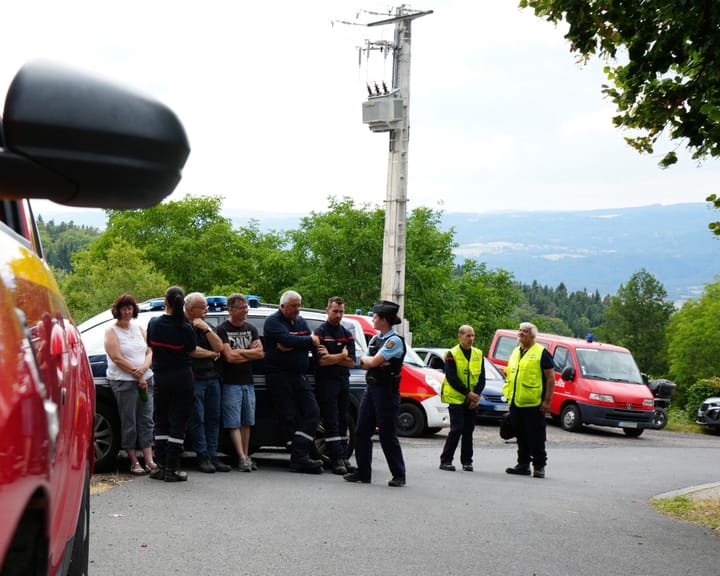 Car crashes into crowd at French rally, killing three spectators
