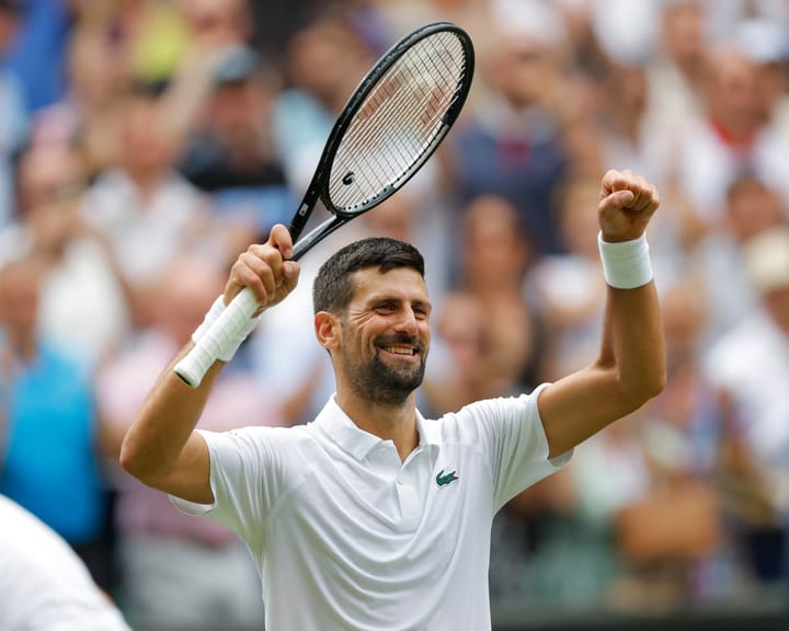 "Novak Djokovic delights crowd and De Minaur en route to Wimbledon quarters"