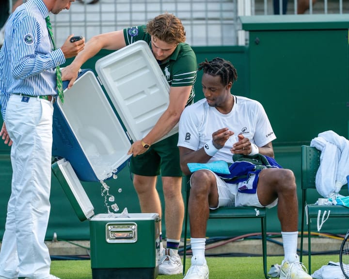 "Cooling strategies at Wimbledon: Ice towels and thermal management for players"