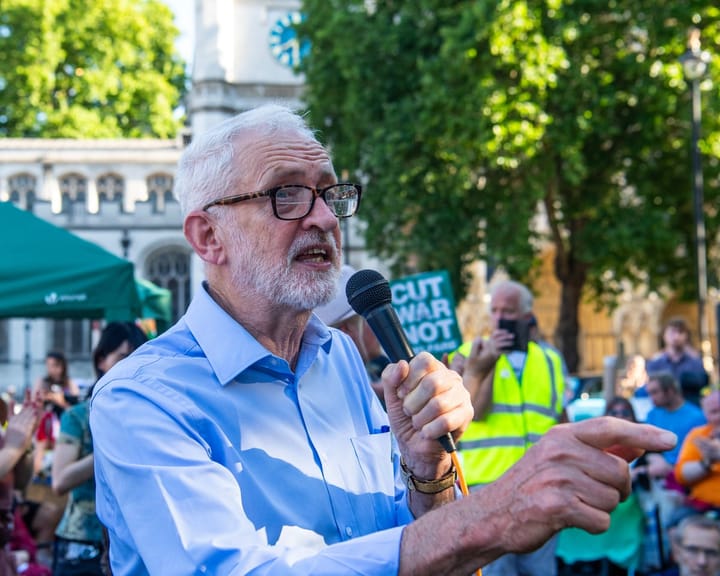 "Corbyn suggests forming new left-wing party to rival Labour"