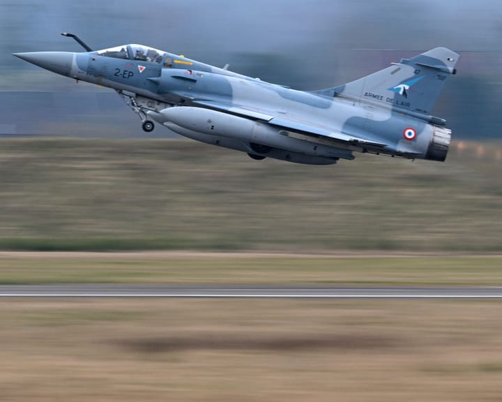 Ukrainian MiG jet crashes following technical failure; pilot safely ejects