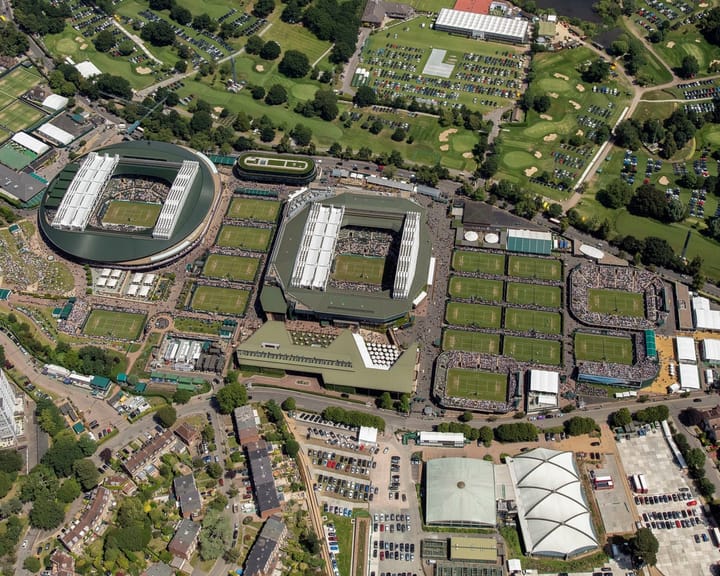 "Live: Wimbledon 2025 - Sinner, Swiatek, Djokovic Play as AI Faces Scrutiny"