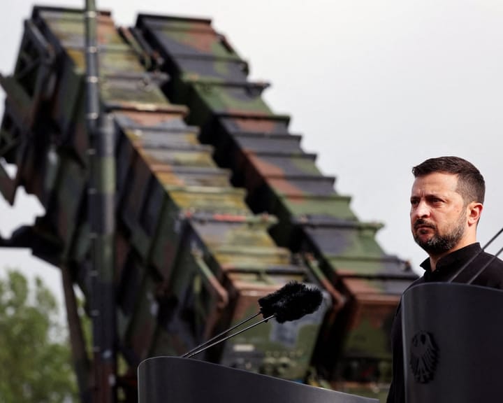"US pauses arms deliveries to Ukraine amid concerns over dwindling supplies"