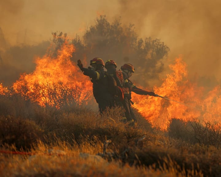 "5,000 evacuate in Crete wildfire amid ongoing Europe heatwave"