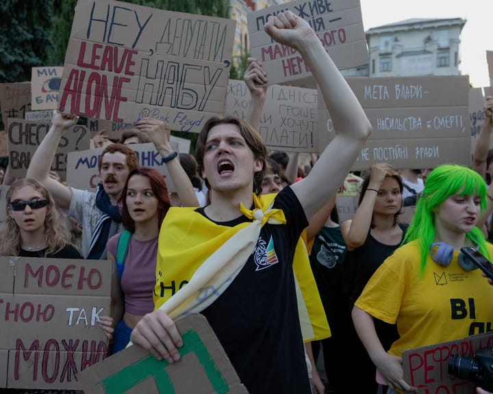 "Ukraine war update: Anti-corruption bodies back bill to regain autonomy"