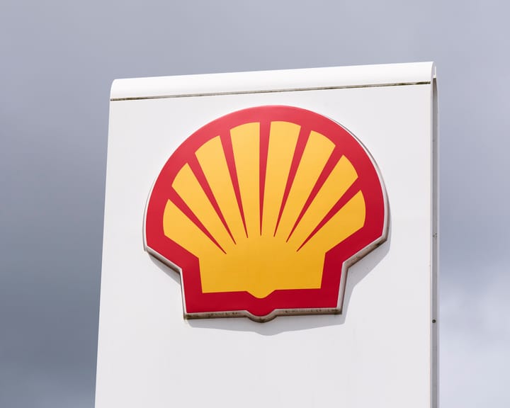 Shell earnings drop 30% amid falling oil prices