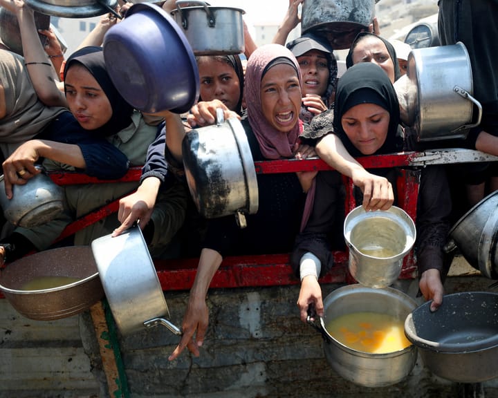 "Starmer confirms Gaza aid airdrop and evacuation of sick children to proceed"