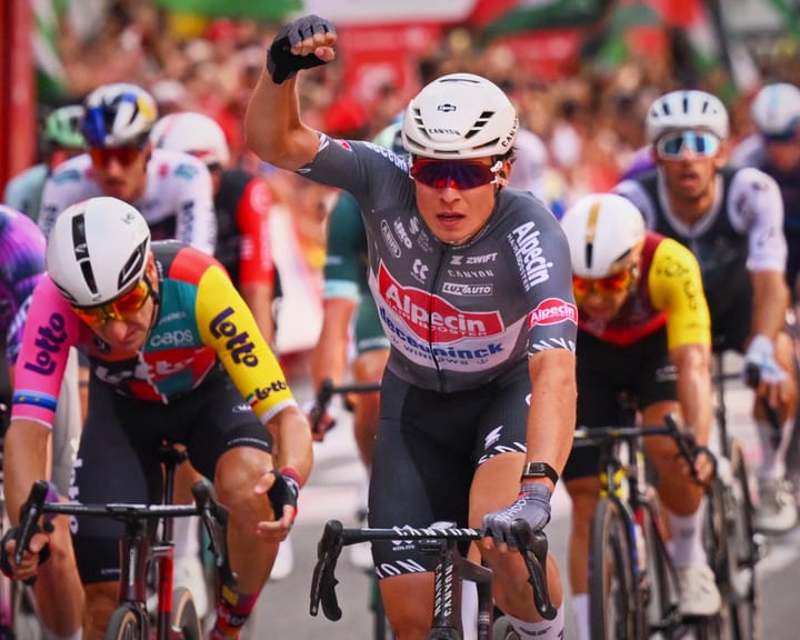 "Vuelta a España: Philipsen claims another stage victory while Træen retains lead"