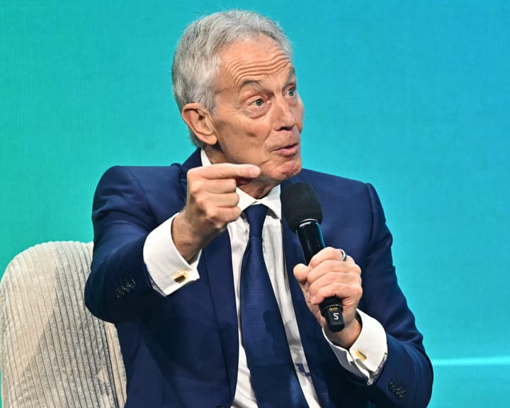 "Tony Blair meets Trump at White House to discuss postwar Gaza"