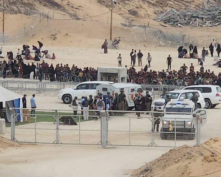 "Trump envoy Steve Witkoff tours perilous Gaza aid zone"
