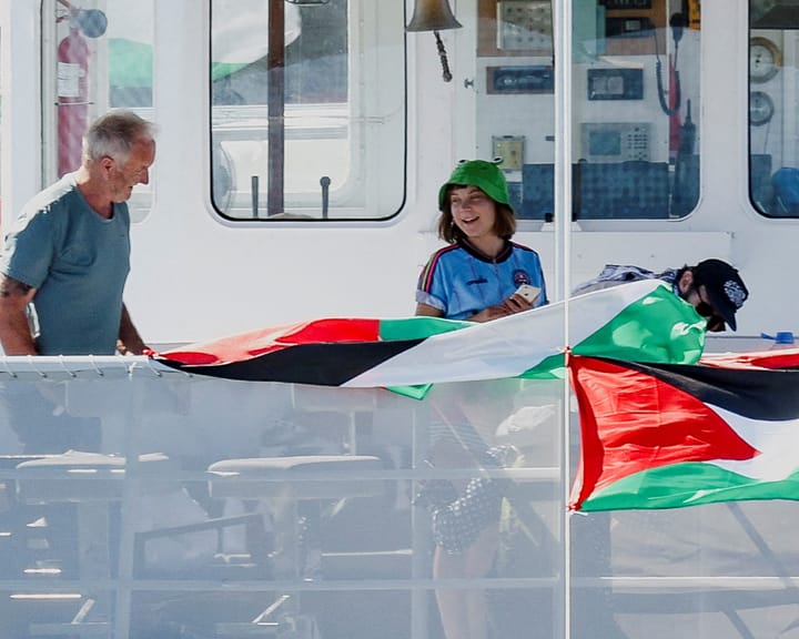 Greta Thunberg praised by Bohemian FC for sporting club jersey on aid trip
