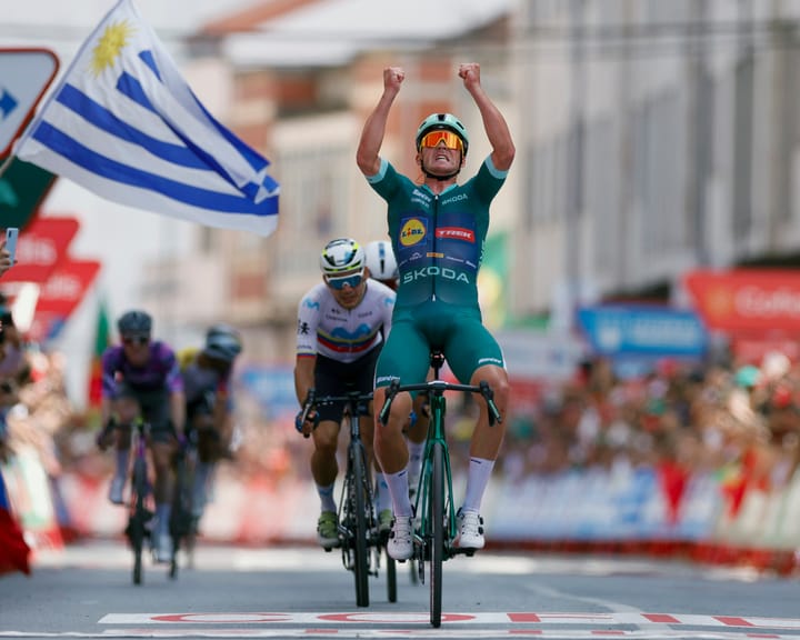 "Pederson claims Vuelta a España Stage 15 win; Vingegaard keeps overall lead"
