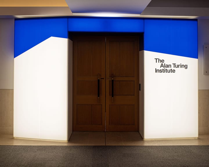 "Director of UK's troubled Alan Turing Institute steps down"