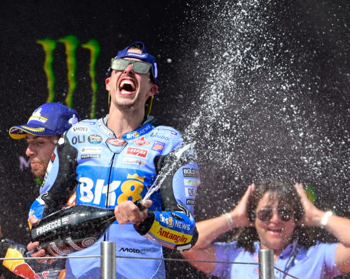 "Alex Márquez triumphs in Catalan GP, halting his brother's MotoGP winning streak"