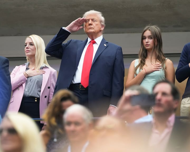 "Trump met with mixed boos and cheers at US Open final"
