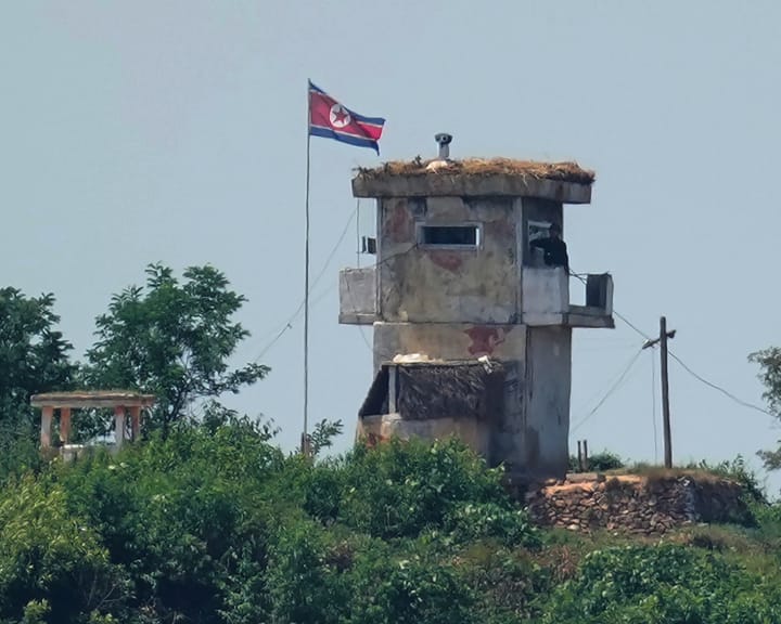 North Korean soldier flees to South Korea across fortified border