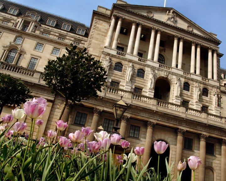 "Bank of England alerts to rising AI bubble collapse threat"