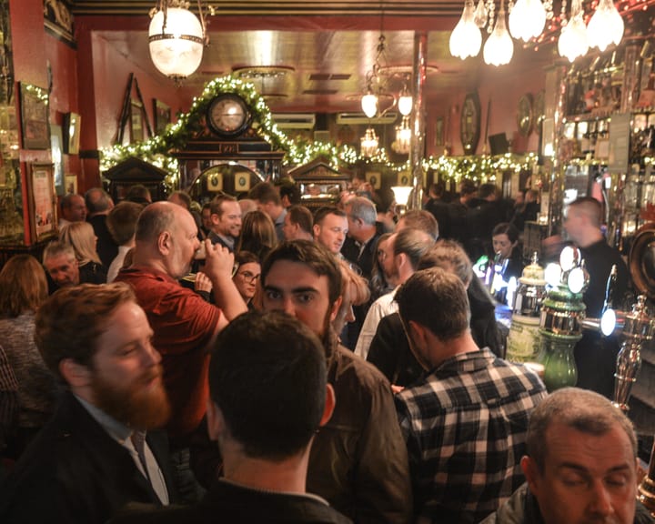 Scholars: Declining Irish Pubs Threaten Community Craic