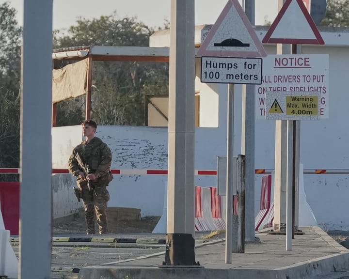 Foreign Secretary calls claim that the UK is being drawn into an Iraq‑style war “simply not true”.