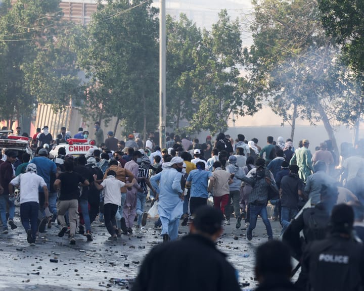 Pro‑Iran protests in Pakistan and Iraq leave at least 22 dead