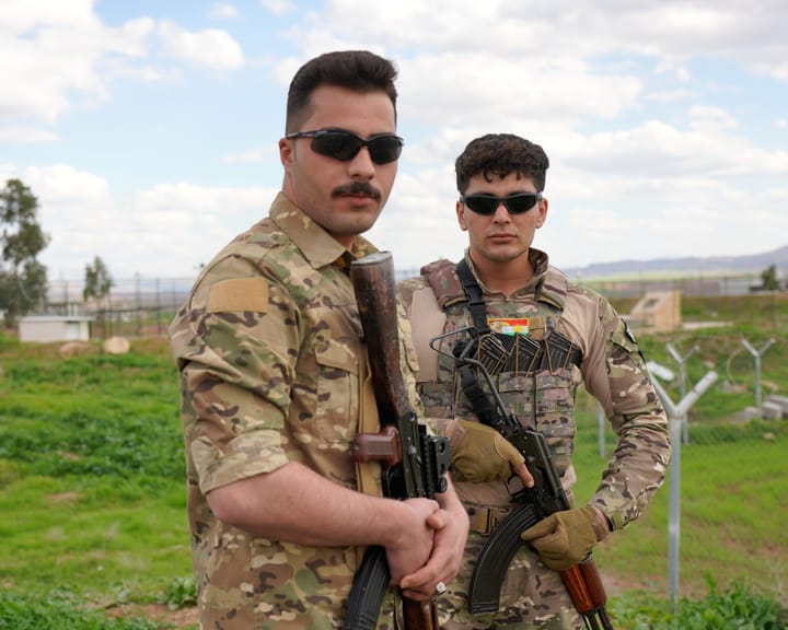 Airstrikes strike Iran‑Iraq border while US and Israel accelerate plans to mobilize Kurds