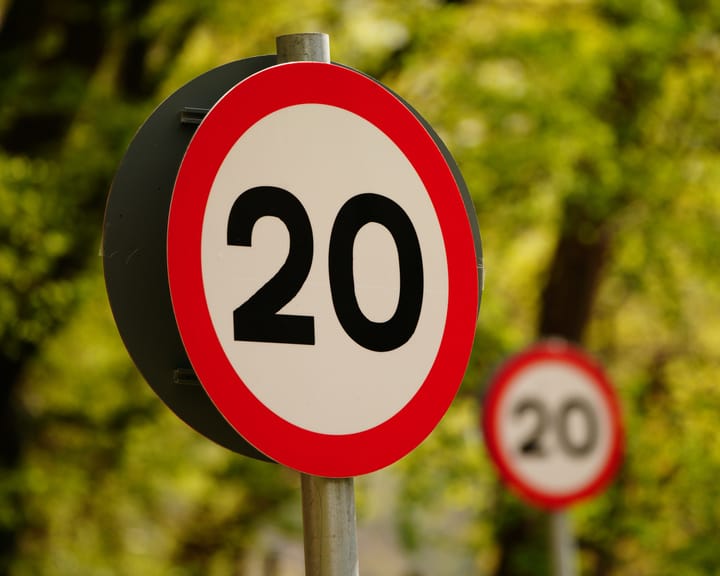 Think tank urges lower UK speed limits to ease Iran war impact on consumers.