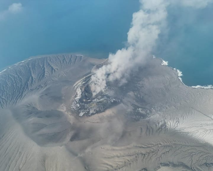 Volcanic eruption grounds flights in Jakarta and seven other Indonesian airports