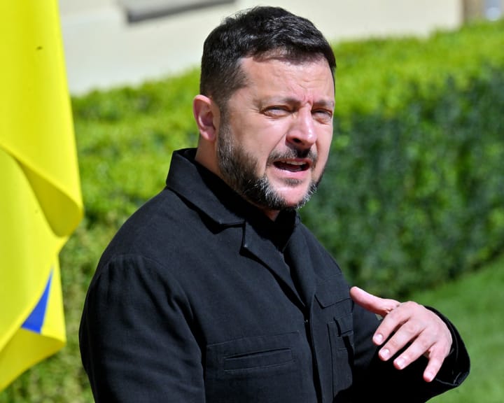 US envoy to visit Kyiv soon, Zelenskyy says, as Putin hints at peace possibility
