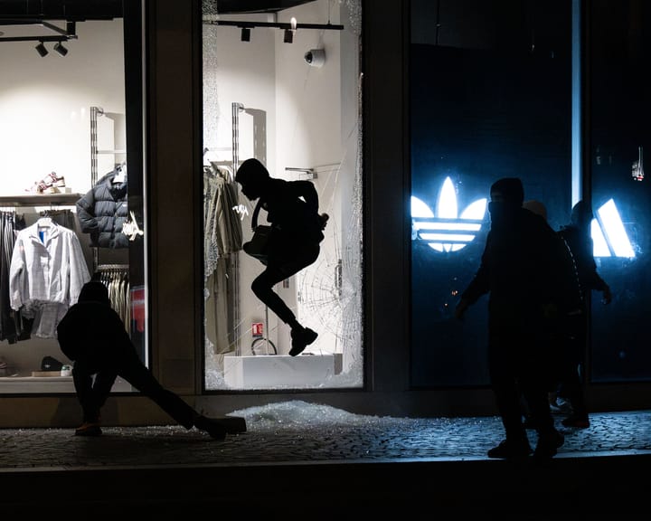 France in Chaos as Looting Extends into Second Night: 'War Zone' Descriptions Abound